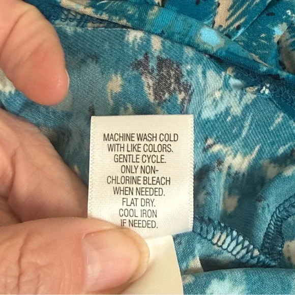 Dana Buchman Teal Abstract Ruched Side Scoop Neck Top XL - Picture 8 of 9